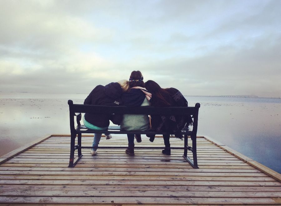 friends on bench1